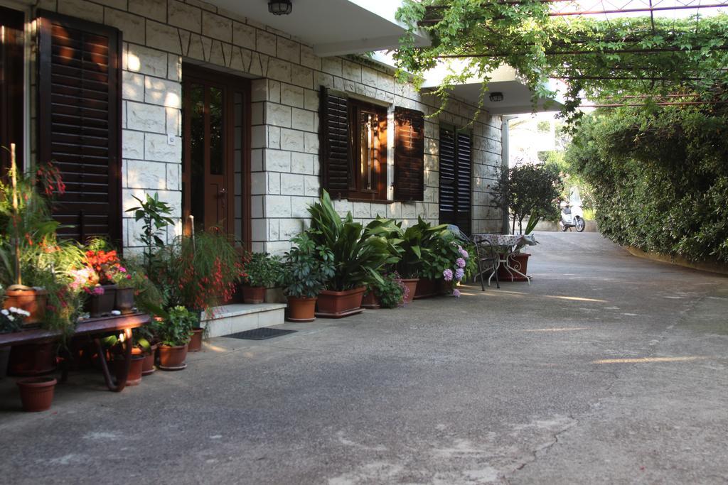 Apartments Becic Budva Luaran gambar
